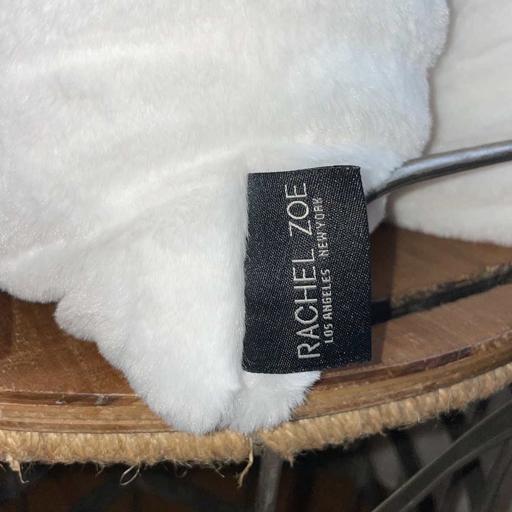 🎉HP🎉~Rachel Zoe Plush White Faux Fur Pillows - Picture 16 of 16